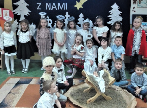 Przedszkolaki kultywują tradycje Świąt Bożego Narodzenia