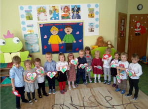Przedszkolaki świętują Dzień Babci i Dziadka