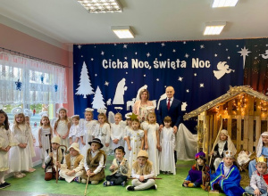 Jasełka Bożonarodzeniowe w wykonaniu najstarszych grup