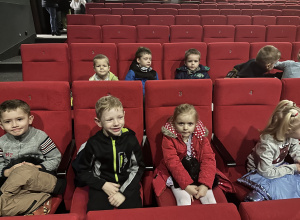 Wyjazd na przedstawienie pt. "Piękna i Bestia"