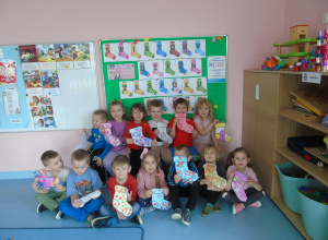 ŚWIATOWY DZIEŃ OSÓB Z ZESPOŁEM DOWNA, CZYLI DZIEŃ KOLOROWYCH SKARPETEK