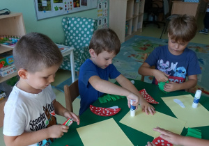 Zdjęcie 2 na 81