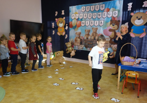 Zdjęcie 64 na 123