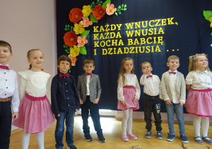 Zdjęcie 1 na 118
