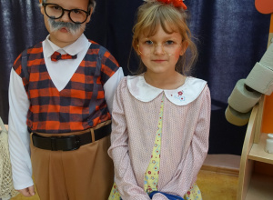 Dzień Babci i Dziadka w grupach Biedronki, Muchomorki i Krasnale