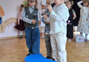 Zdjęcie 10 na 159