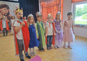 Zdjęcie 35 na 159