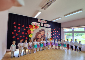 Zdjęcie 111 na 159